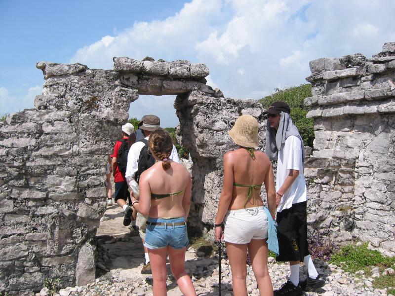042 Tulum Arch