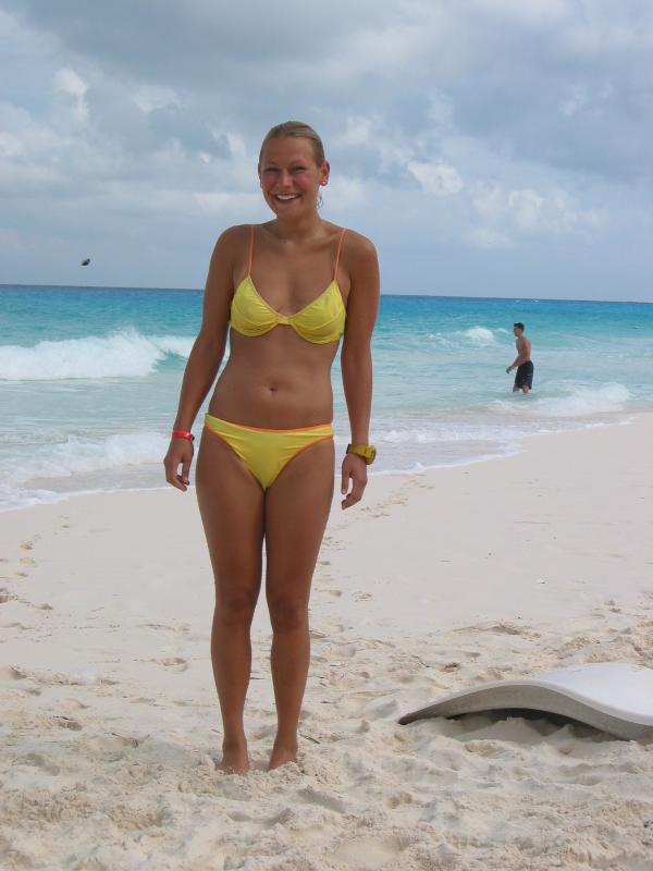 086 Hotel Beach